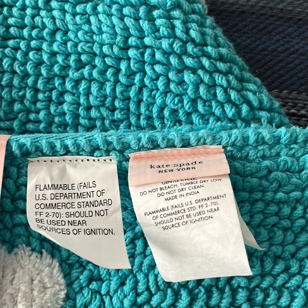 Kate Spade bath rug  21 by 34 inches NWT